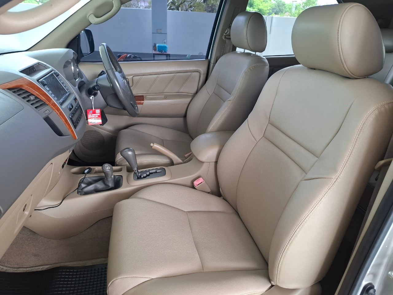 LINE_ALBUM_TOYOTA FORTUNER 3.0 D-4D AT 4×4 V ปี2008_240726_5