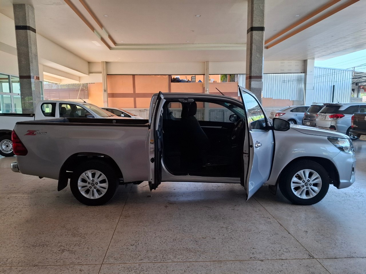 LINE_ALBUM_TOYOTA HILUX REVO 2.4 Z EOITION SMARTCAB ปี2019_๒๔๐๕๑๓_8