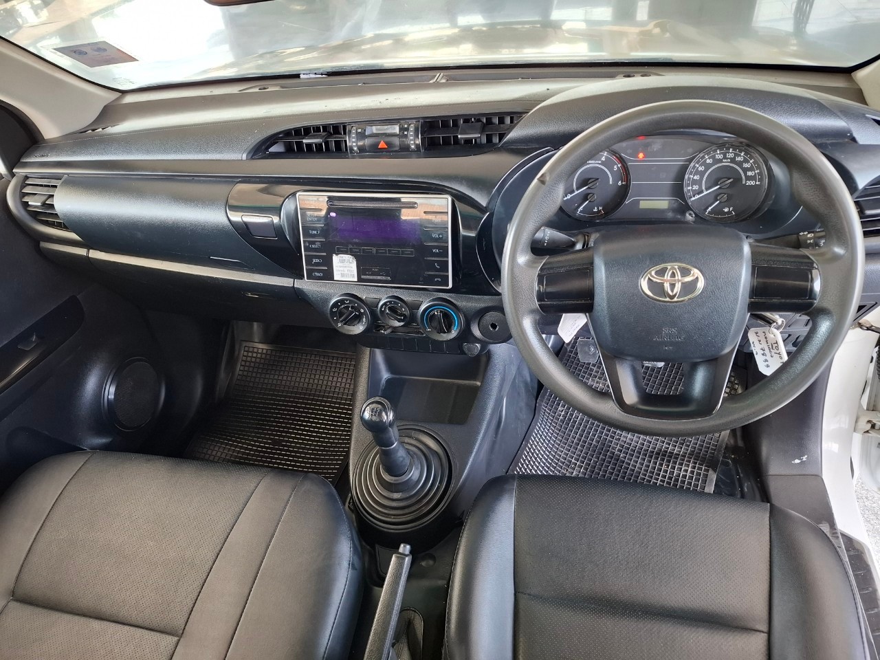 LINE_ALBUM_TOYOTA HILUX REVO SINGLE CAB 2.4 J ปี2019_241207_7